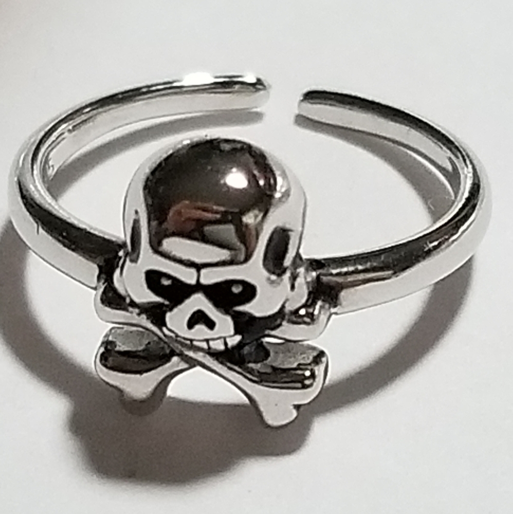 -Sterling Silver Skull Toe Ring - Picture 2 of 7